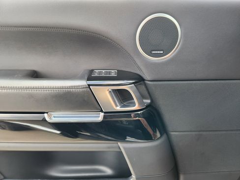 Used 2017 Land Rover Range Rover Long Wheelbase Supercharged image 23