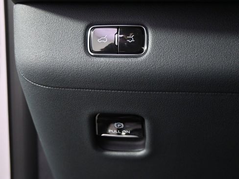 New 2025 Lincoln Navigator Reserve w/ Jet Appearance Package image 24