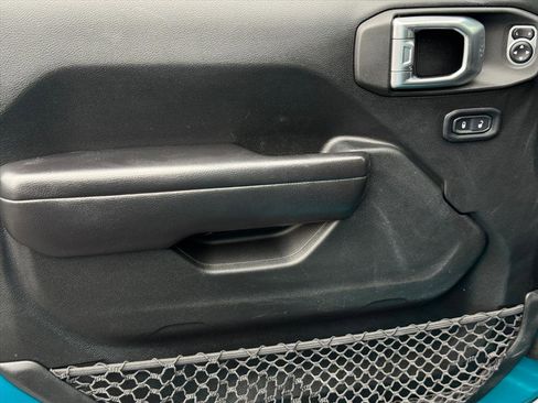 Used 2020 Jeep Wrangler Unlimited Sport image 14