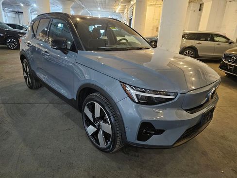 Certified 2023 Volvo XC40 Recharge Ultimate AWD/4WD image 5