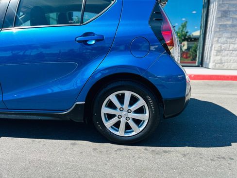 Used 2017 Toyota Prius C Two FWD image 20