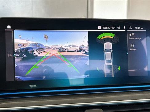 Used 2021 BMW 530e w/ Convenience Package image 18