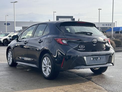 Used 2024 Toyota Corolla SE image 5