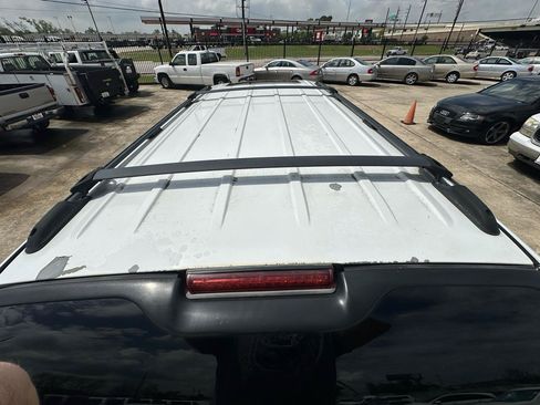 Used 2002 GMC Yukon XL Denali AWD/4WD image 12
