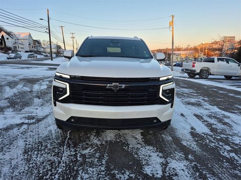 Used 2025 Chevrolet Tahoe RST w/ Comfort Package image 10