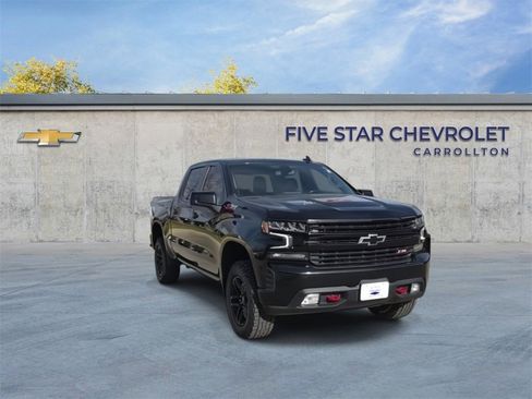 Used 2021 Chevrolet Silverado 1500 LT Trail Boss image 2