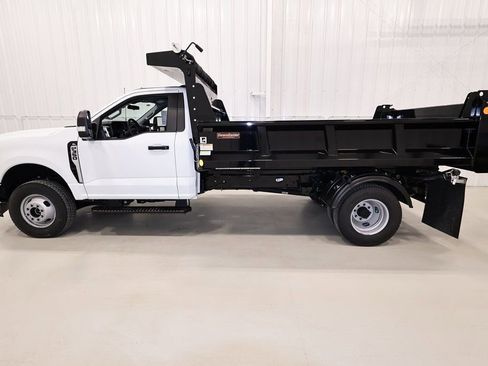 New 2025 Ford F350 XL w/ XL Chrome Package image 6