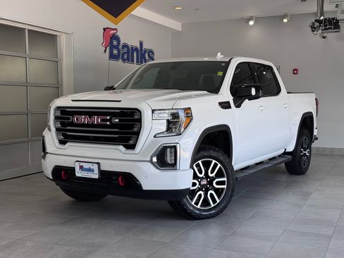 Certified 2019 GMC Sierra 1500 AT4 w/ AT4 Premium Package AWD/4WD image 2