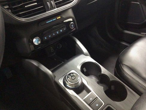 Used 2024 Ford Escape Platinum image 14