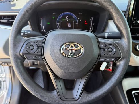 Used 2026 Toyota Corolla LE FWD image 16