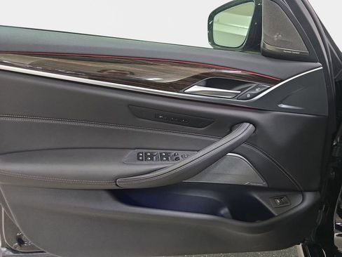 Certified 2022 BMW 540i 540i w/ Executive Package image 27