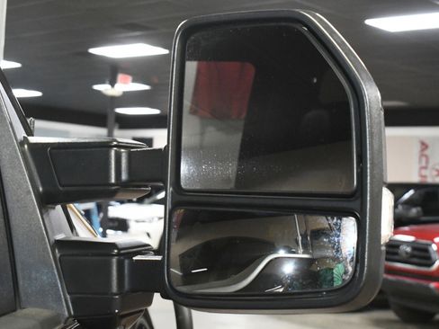 Used 2019 Ford F250 Lariat w/ Lariat Ultimate Package image 64