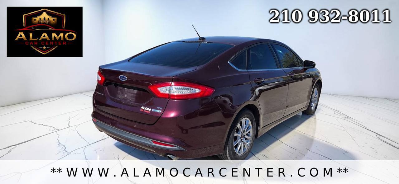 Used 2013 Ford Fusion SE FWD image 5