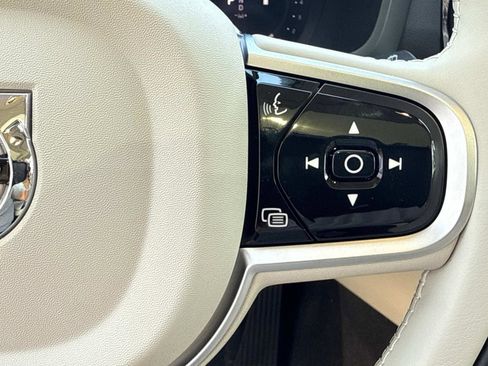 New 2026 Volvo V60 B5 Cross Country Plus w/ Climate Package image 27