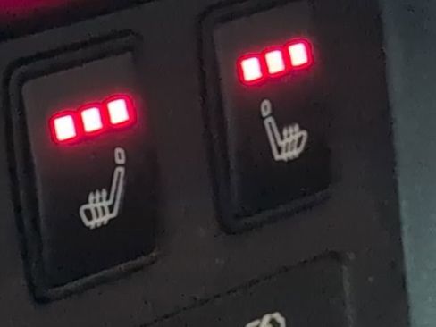 Used 2025 Nissan Rogue Platinum w/ Platinum Premium Package image 22