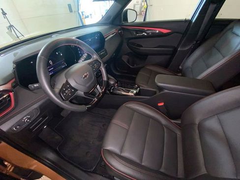 Used 2024 Chevrolet TrailBlazer RS w/ Convenience Package AWD/4WD image 27