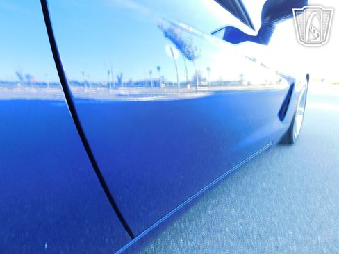 Used 2005 Chevrolet Corvette Z51 w/ Preferred Equipment Group image 39