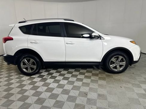 Used 2015 Toyota RAV4 XLE AWD/4WD image 8
