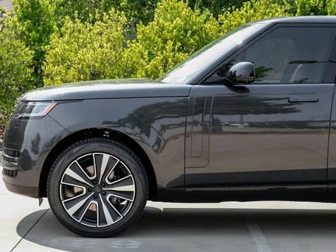 New 2026 Land Rover Range Rover SE AWD/4WD image 16