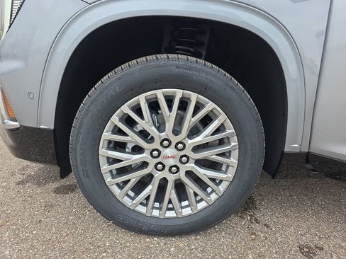 New 2026 GMC Acadia Denali w/ Super Cruise Package AWD/4WD image 38