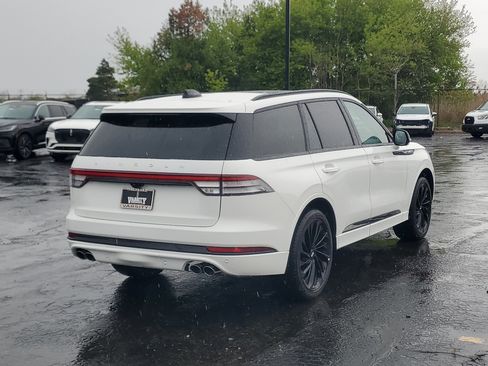 New 2026 Lincoln Aviator Reserve w/ Jet Appearance Package AWD/4WD image 4