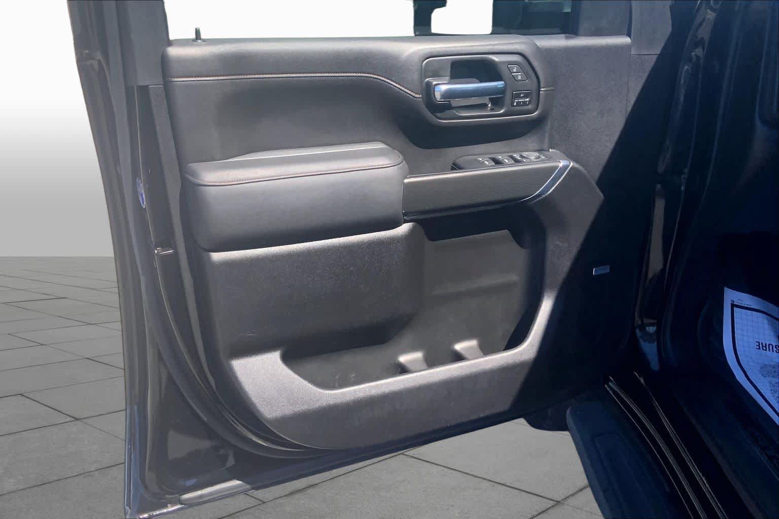 Used 2023 GMC Sierra 2500 AT4 w/ AT4 Premium Plus Package AWD/4WD image 22