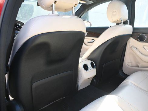 Used 2018 Mercedes-Benz C 300 4MATIC Sedan image 22