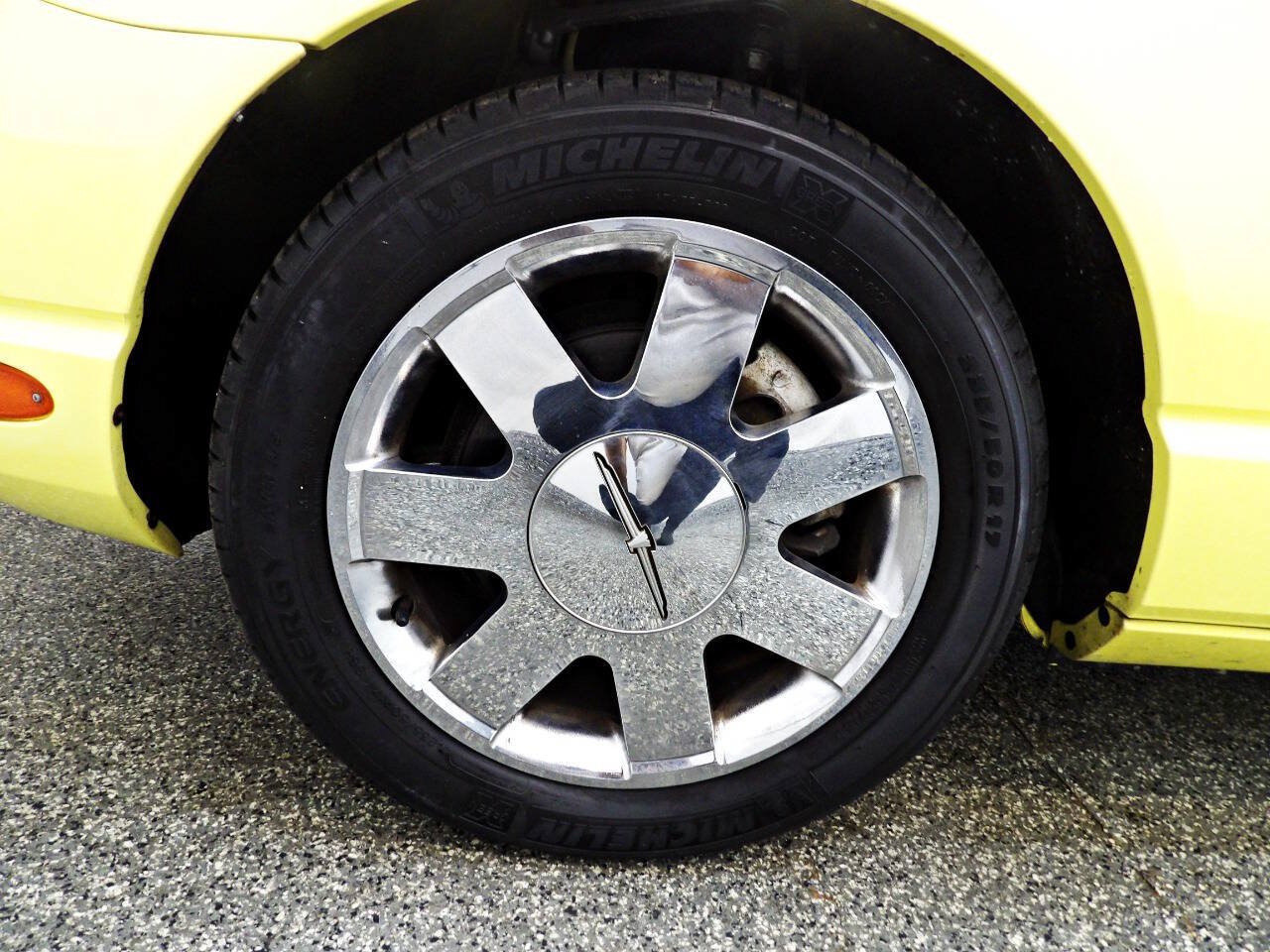 Used 2002 Ford Thunderbird RWD image 14