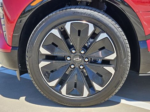 New 2025 Chevrolet Blazer EV RS image 12