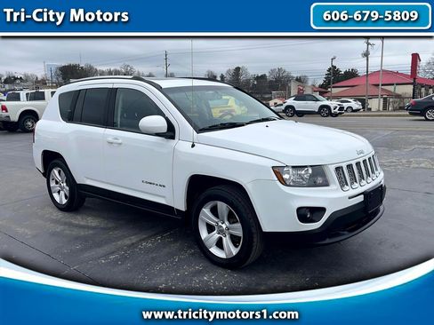 Used 2014 Jeep Compass Latitude w/ Sun/Sound Group image 1