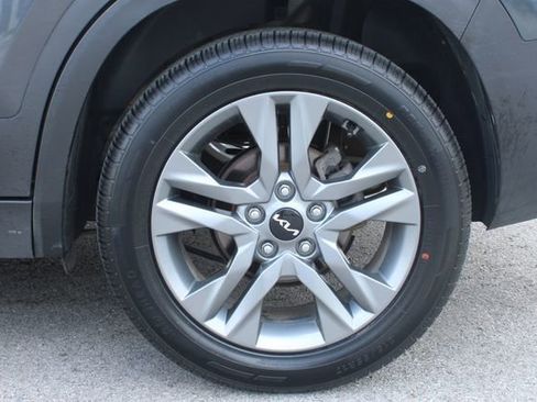 Used 2022 Kia Seltos S FWD image 36