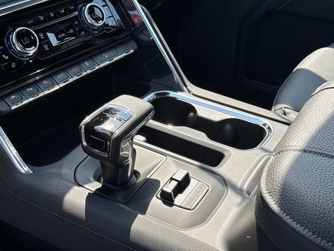 New 2026 GMC Sierra 1500 Denali AWD/4WD image 30