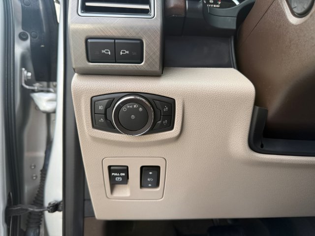 Used 2019 Ford F150 Limited AWD/4WD image 21