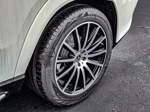 New 2026 Mercedes-Benz GLS 450 4MATIC image 8