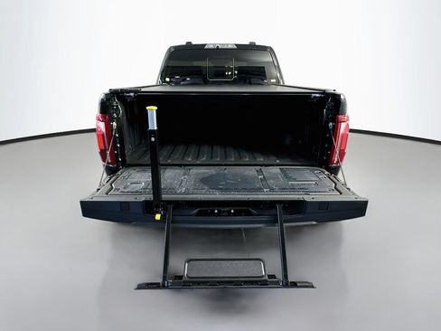 Used 2024 Ford F150 Raptor AWD/4WD image 30