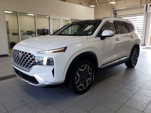 Used 2023 Hyundai Santa Fe Limited AWD/4WD image 2