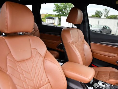 Used 2025 Kia Telluride SX X-Line AWD/4WD image 37