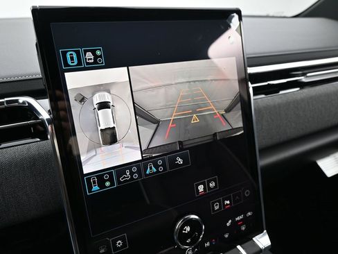 New 2026 GMC Sierra EV Elevation image 17