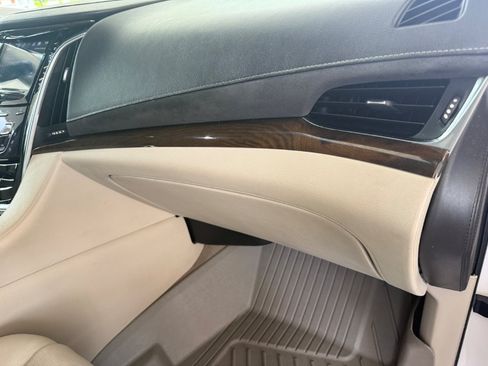 Used 2019 Cadillac Escalade Premium Luxury w/ LPO, Radiant Package AWD/4WD image 37