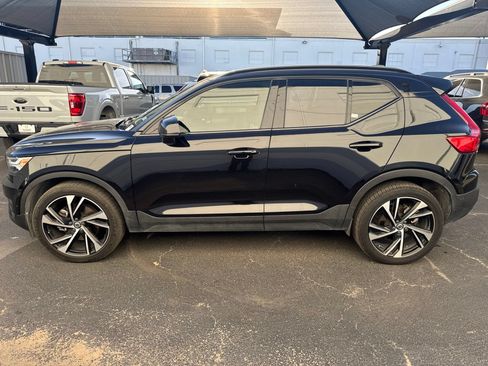 Used 2021 Volvo XC40 T5 R-Design w/ Advanced Package AWD/4WD image 8