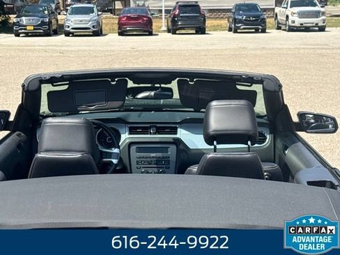 Used 2014 Ford Mustang Premium RWD image 9