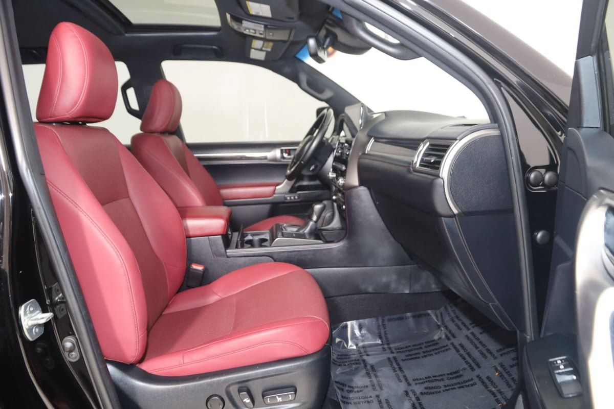 Used 2023 Lexus GX 460 Premium w/ Premium Package AWD/4WD image 13
