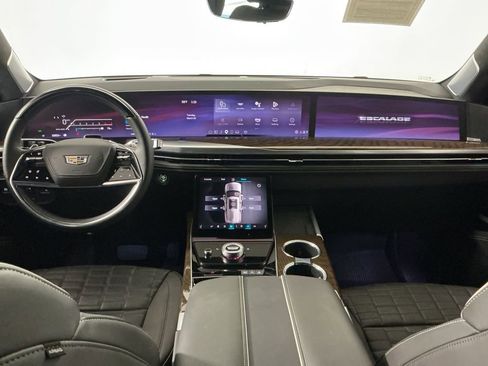 Used 2025 Cadillac Escalade Sport Platinum w/ LPO, ONYX Package AWD/4WD image 9