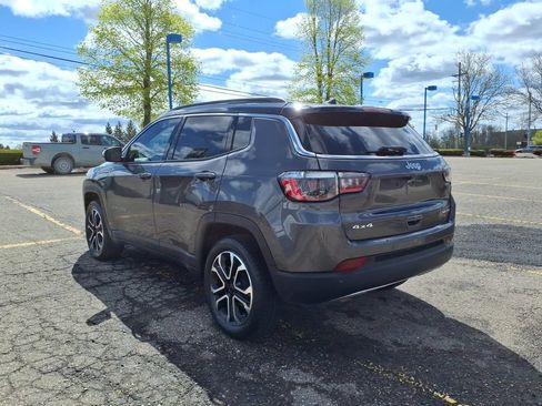 Used 2023 Jeep Compass Limited AWD/4WD image 7