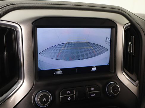 Used 2021 Chevrolet Silverado 1500 LT AWD/4WD image 6