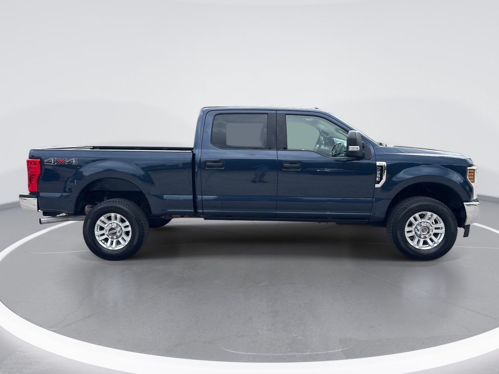 Used 2018 Ford F250 XLT AWD/4WD image 9