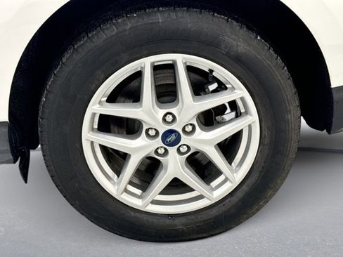 Used 2022 Ford Edge SEL image 20