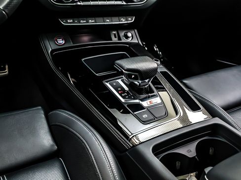 Used 2024 Audi SQ5 Premium Plus w/ Premium Plus Package image 7