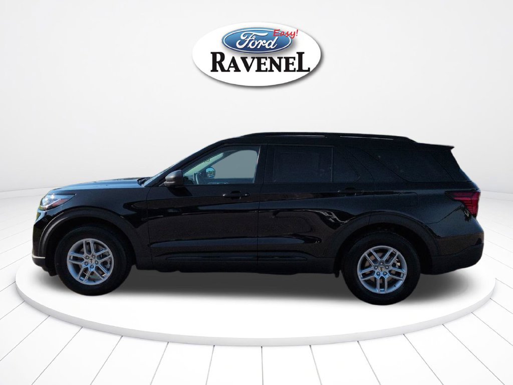 New 2026 Ford Explorer Active RWD image 7