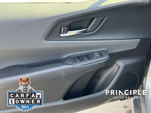 Used 2025 Toyota Prius XLE image 11